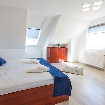 Classic Hotel Budapest Bagian luar foto