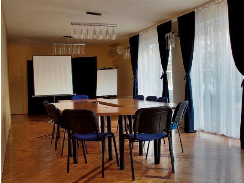 Classic Hotel Budapest Bagian luar foto