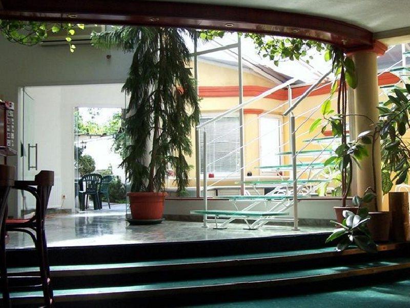 Classic Hotel Budapest Bagian luar foto