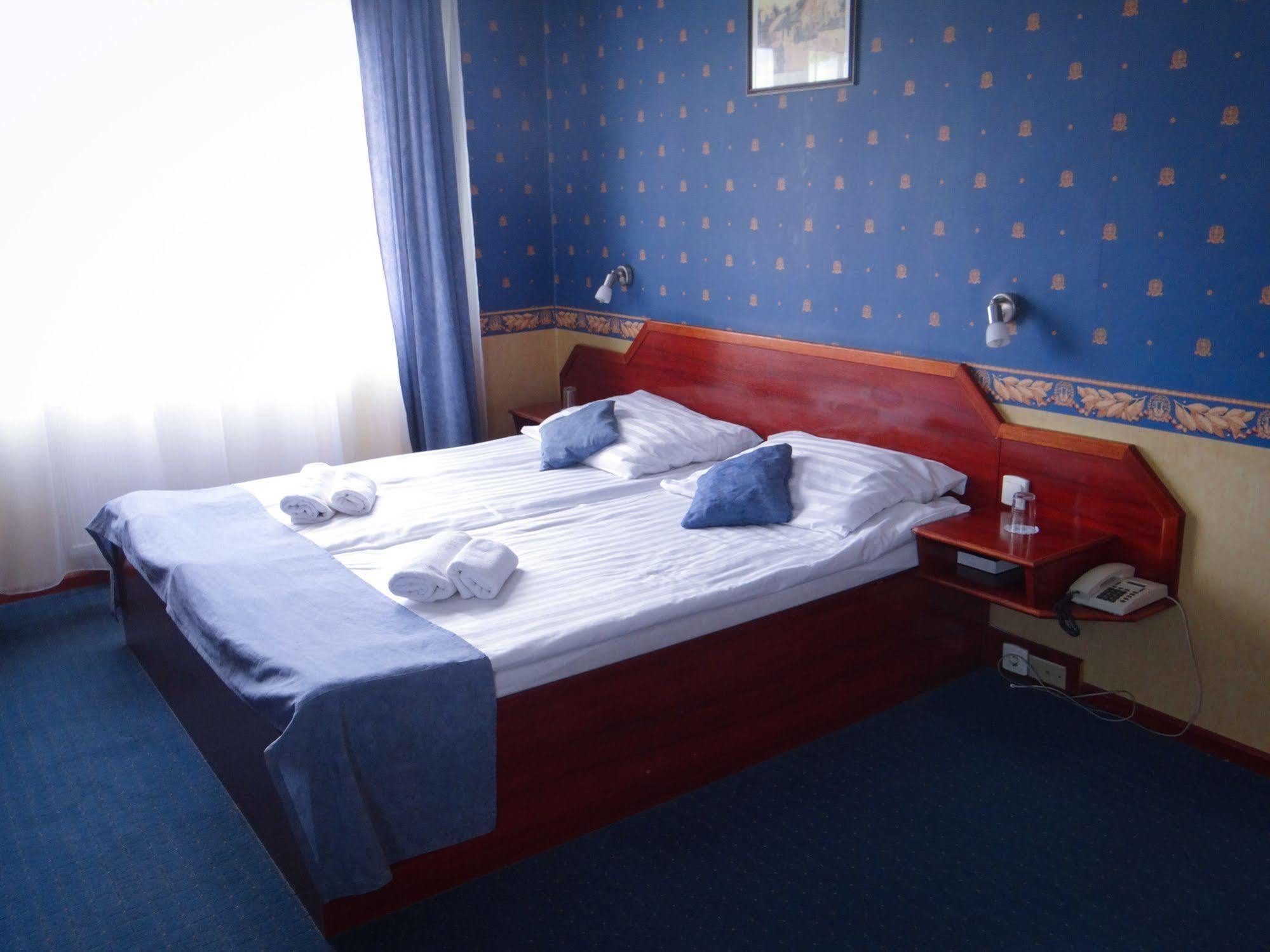 Classic Hotel Budapest Bagian luar foto